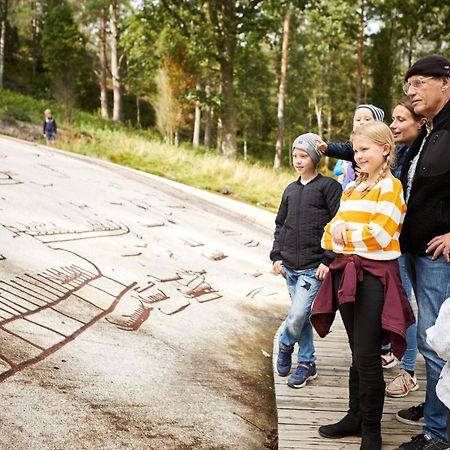 Hotel Tanum Gestgifveri Танумшеде Екстериор снимка
